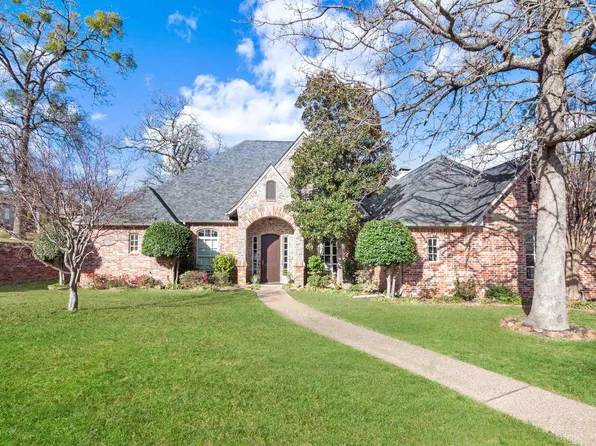 2111 Holly Hill Dr, Tyler, TX 75703