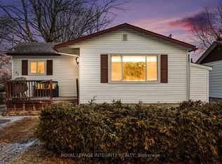 35 Robinson St, Perth, ON K7H2E7