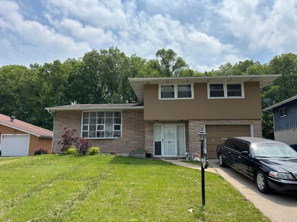 8611 Lakewood Ave, Gary, IN 46403