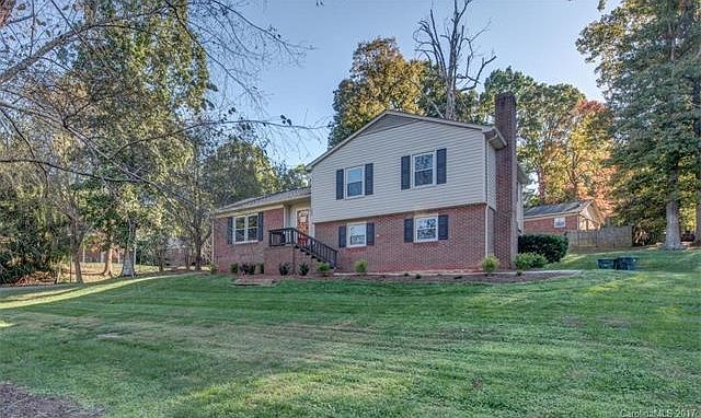1st image of 808 Forestbrook Dr