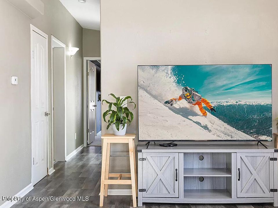 2nd image of 26 Minnow Cir
