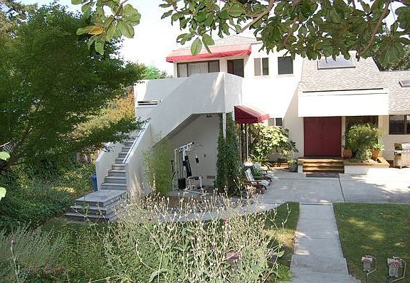 3rd image of 251 El Sereno Dr
