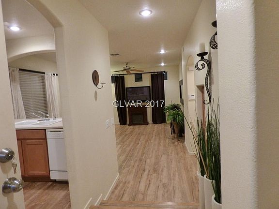 2nd image of 10360 Lettuce Leaf St #0