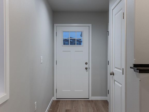 2nd image of 3234 36th Ave S
