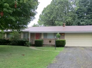 22 Circle Dr, The Plains, OH 45780