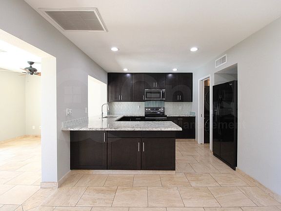 5th image of 967 W La Jolla Dr