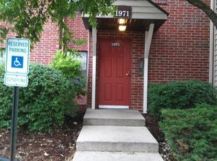 1971 N Hicks Rd UNIT 209, Palatine, IL 60074