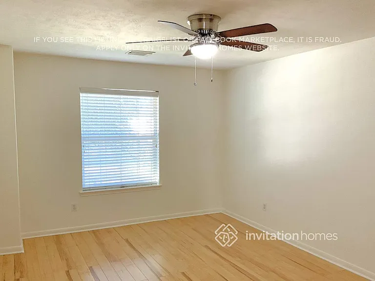 1918 Rustic Oak Ln — Photo 11