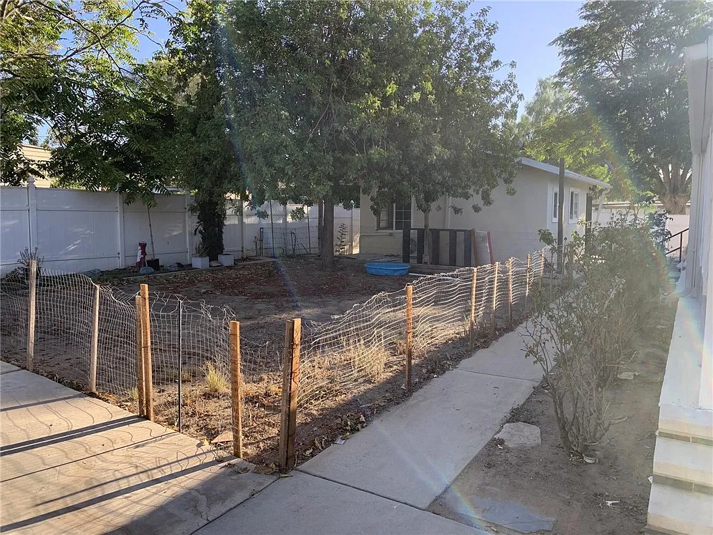 3 bed, 1400 sqft, $2,795 — Photo 2