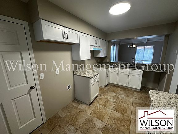 5th image of 144 Sabal Palm Ct