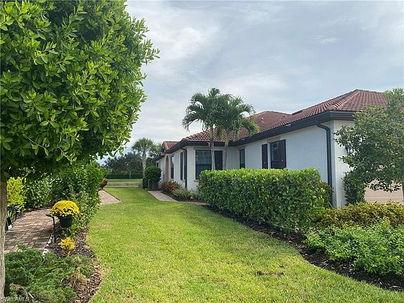 3rd image of 1470 Oceania Dr. South