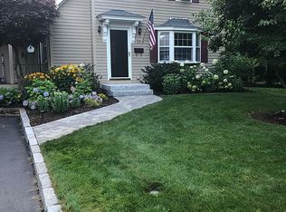 29 Norfolk Ave, Medway, MA 02053