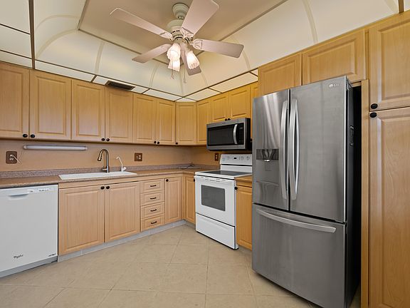 4th image of 2202 LUCAYA Bend #D4