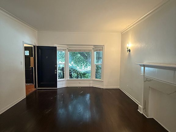 5th image of 5065 Pickford St APT 1