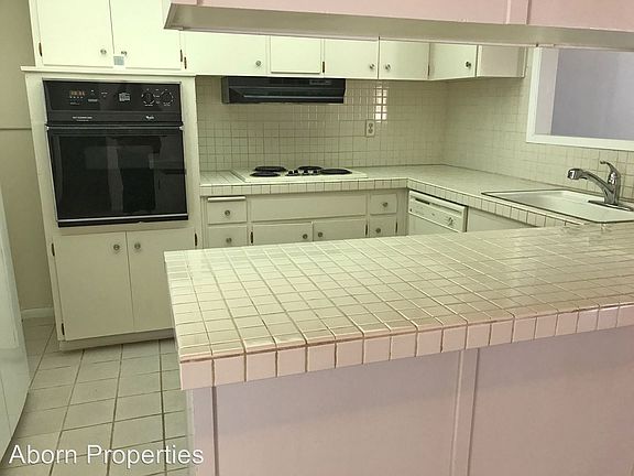 3rd image of 2187 Mendota Way
