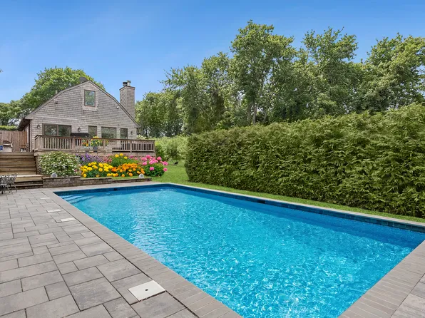 1746 Montauk Hwy, Water Mill, NY 11976