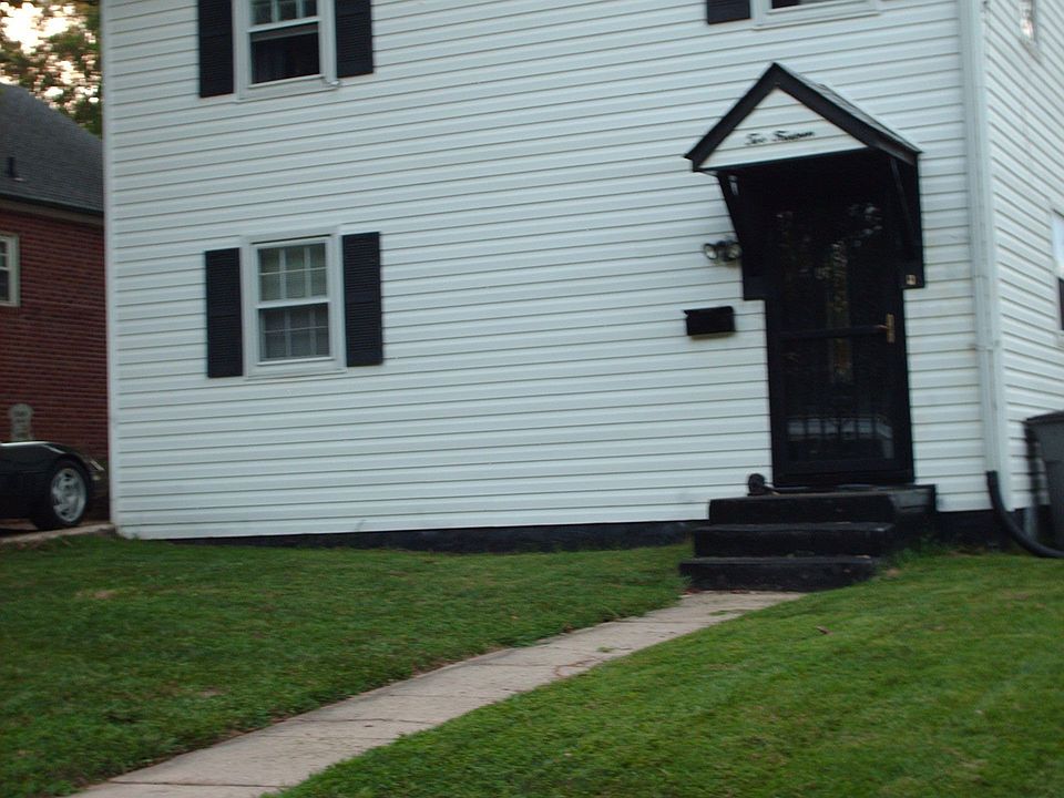 1st image of 214 Croydon Ave