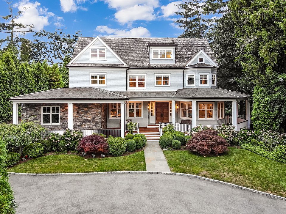 34 Beach Ave Larchmont, NY 10538  (001of 38) Edit.jpg