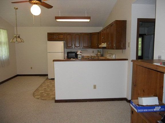 3rd image of 11984 Mohawk Dr