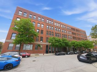 400 S Green St APT 310, Chicago, IL 60607