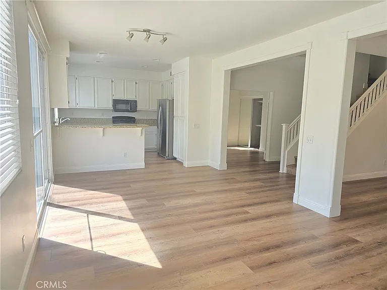 43717 Calabro St — Photo 7