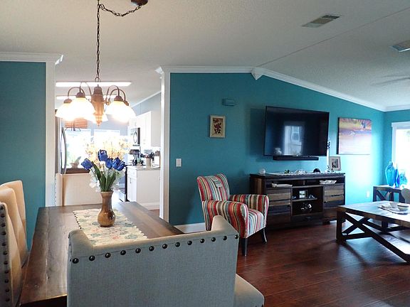 2nd image of 3785 Honeysuckle Court