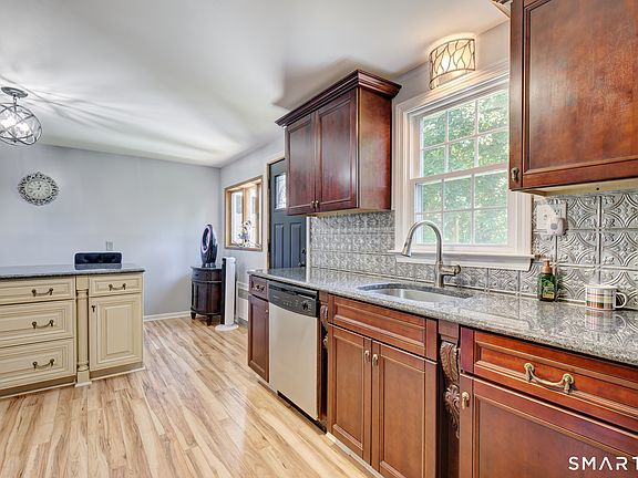2nd image of 236 Ridgewood Road