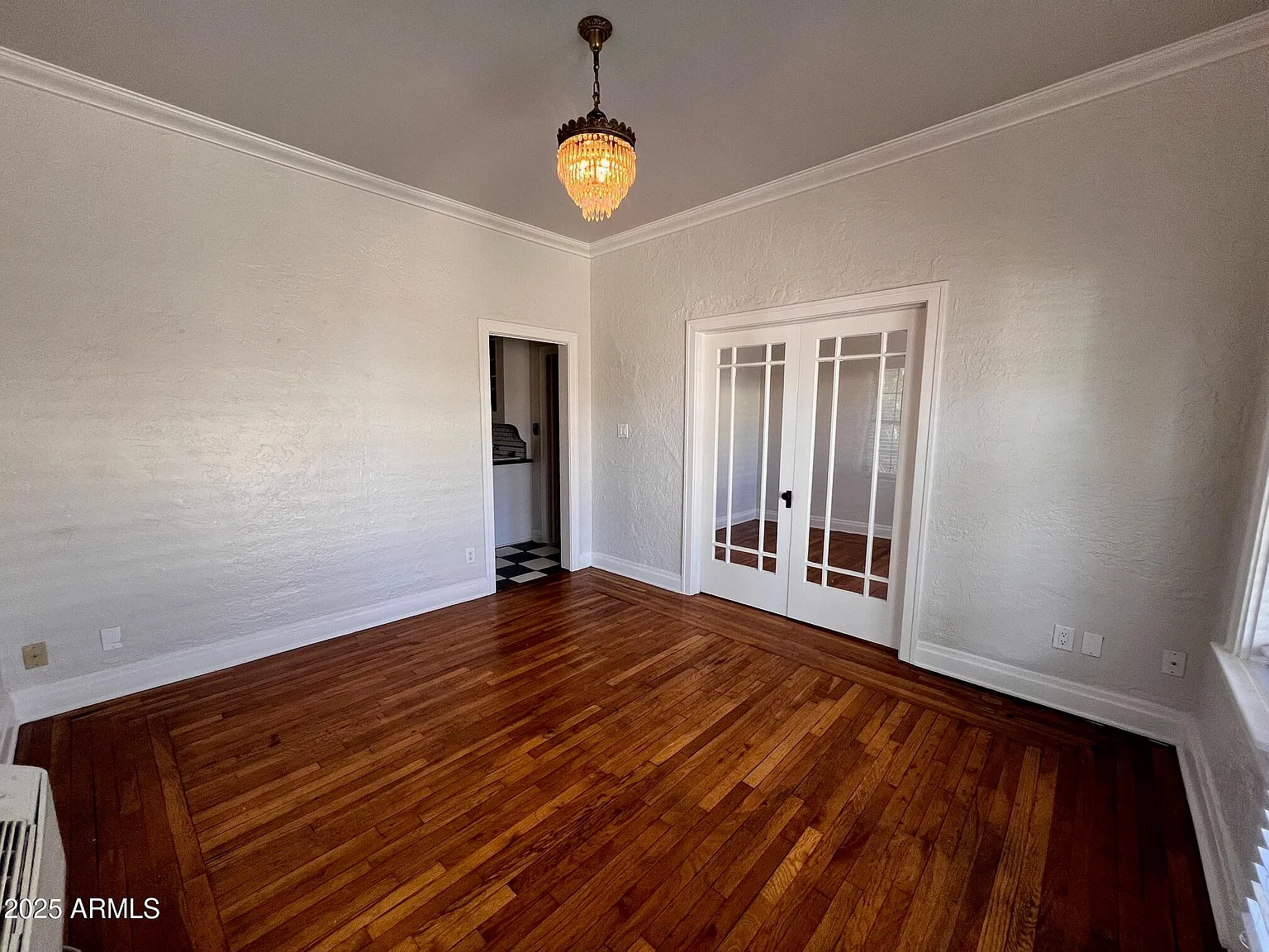 902 E Palm Ln — Photo 3