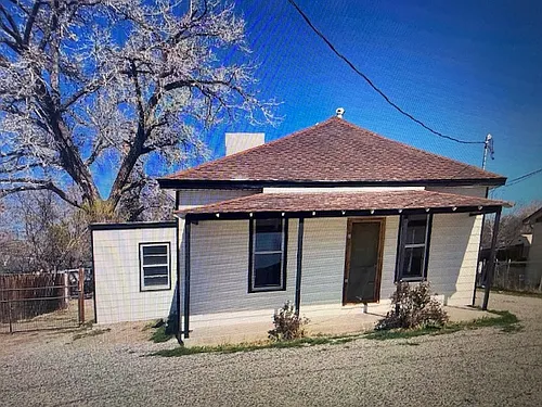 2866 Orchard Ave Photo 1