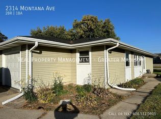 2314 Montana Ave, Sun Prairie, WI 53590