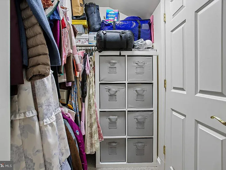 1309 McLean Crest Ct — Photo 39