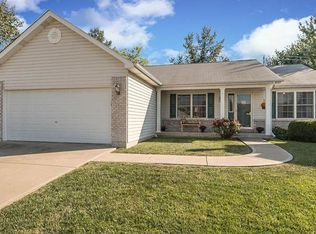 40 Homeplate Ct, O'Fallon, MO 63366
