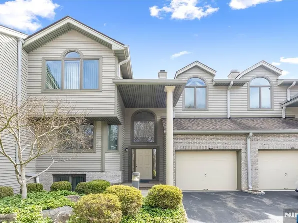 856 Hemlock Ct #T175, Norwood, NJ 07648