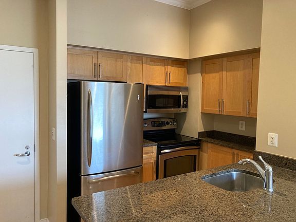 3rd image of 7500 Woodmont Ave APT 1203