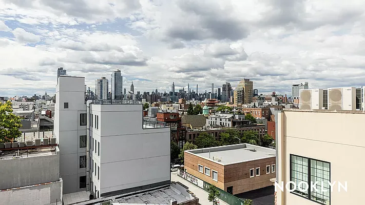 Rented by PREMIUM US INC | media 56