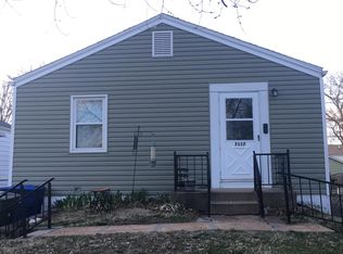 7117 Sharp Ave, Saint Louis, MO 63116