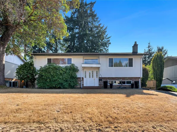 553 Acland Ave, Colwood, BC V9C 2N5