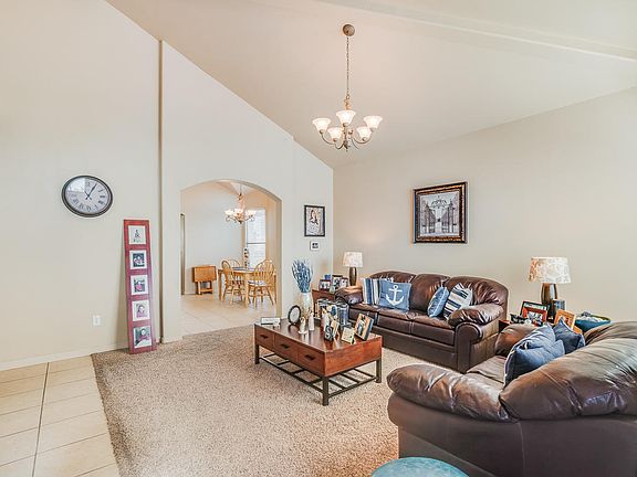 2nd image of 454 Emerald Shore Ln