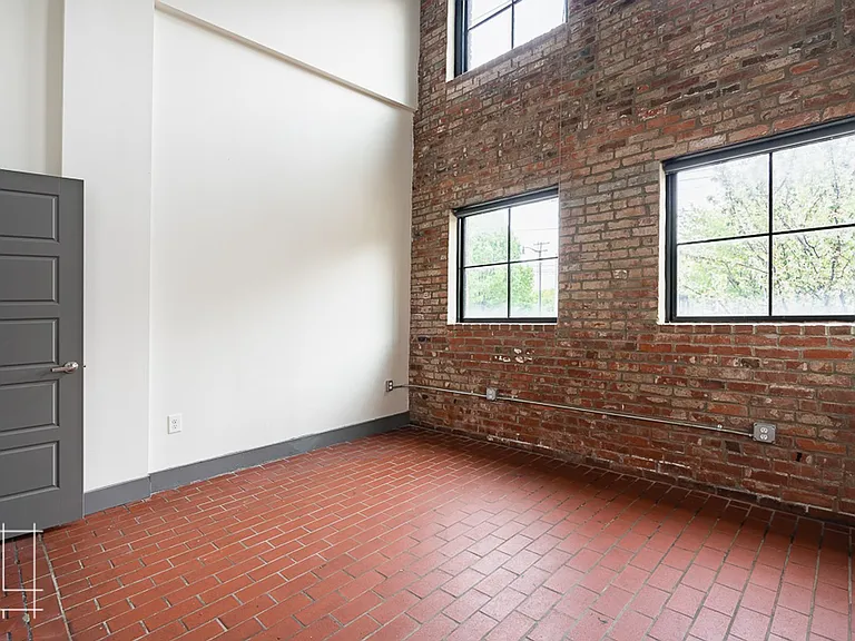 Wonder Bread Lofts — Photo 56