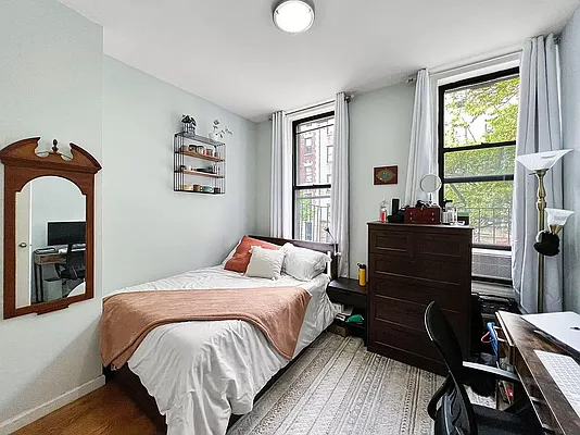 Rented by Corcoran | media 19