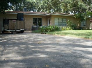 1221 Corazan St, Alice, TX 78332