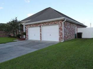 333 Hawthorne Dr, Houma, LA 70360