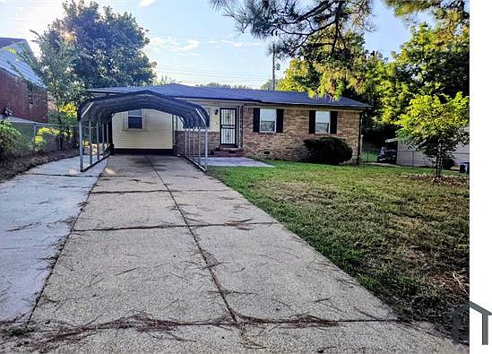 1st image of 3906 Hammett Dr