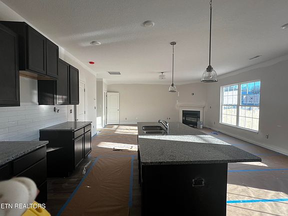 3rd image of 1608 Sugar Cane Ln