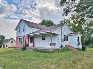 1653 N Mission Rd, Mount Pleasant, MI 48858