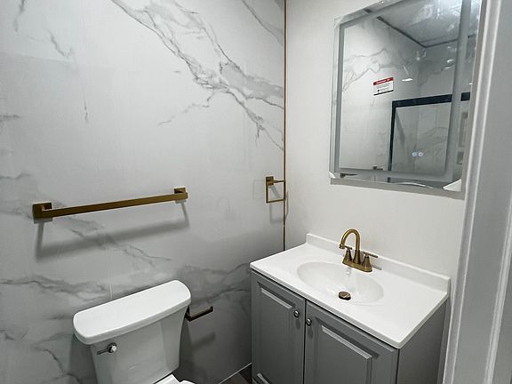 4th image of 1111 14th St NW #707