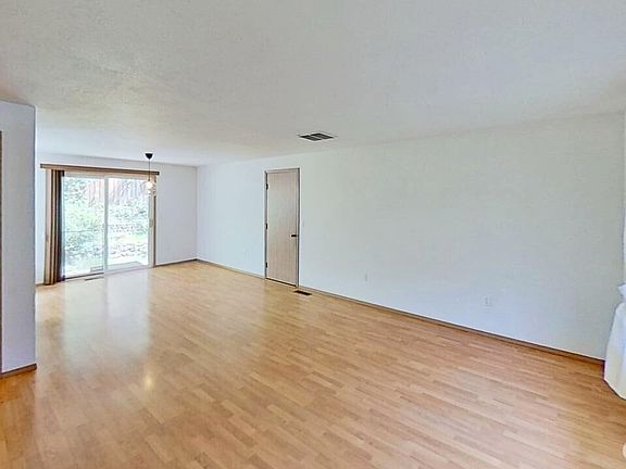 3rd image of 8220 Jill Court SE