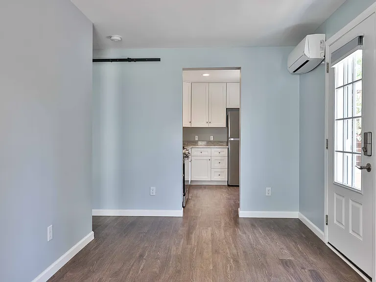 5036 Raymond Pl — Photo 21