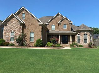 2022 Meadow Creek Cir SE, Owens Cross Roads, AL 35763