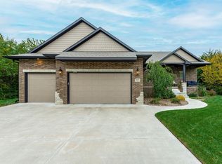 5323 N Lakewood Hills Blvd, Park City, KS 67219